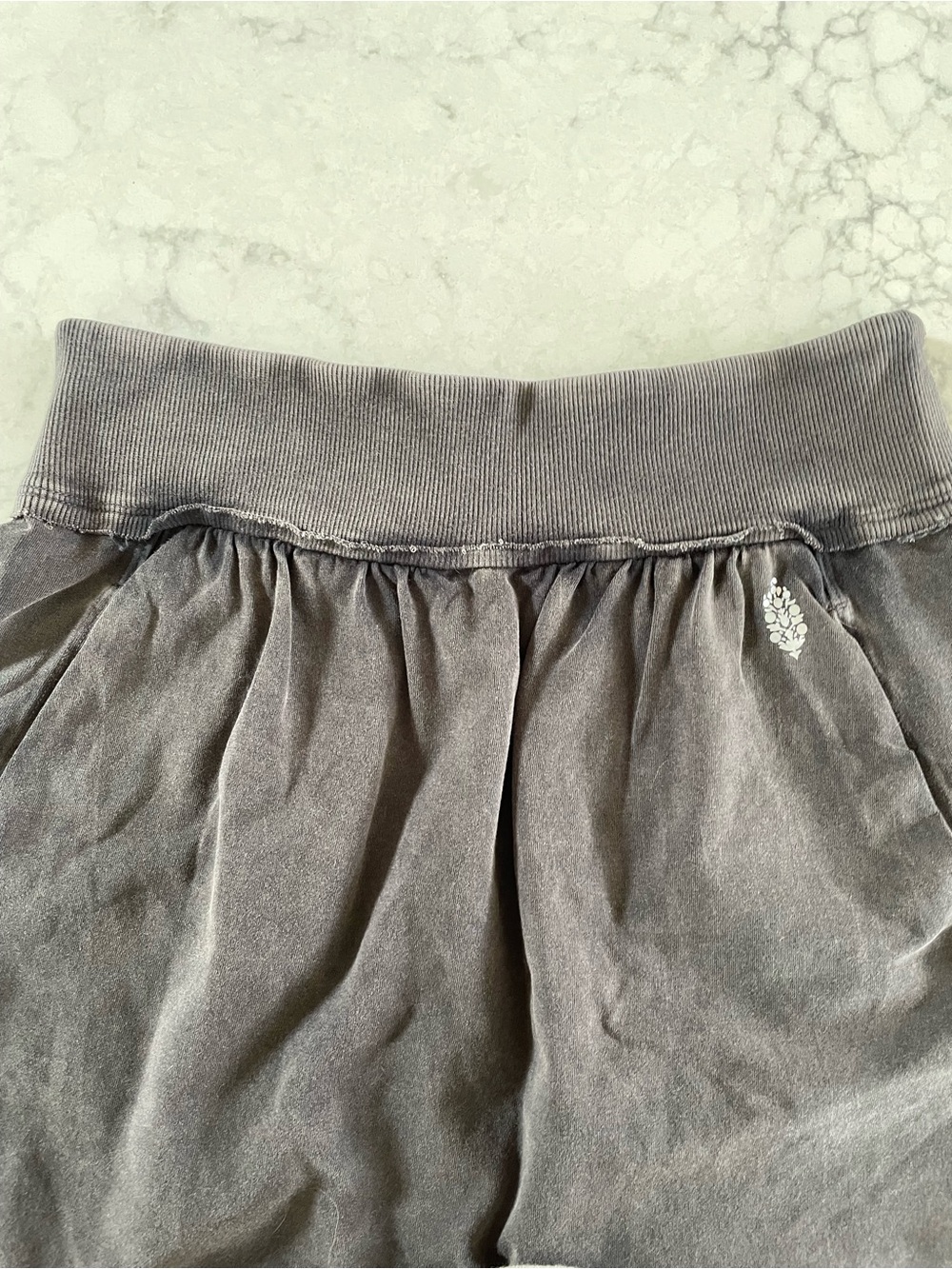 Free People Movement - Hot Shot Harem Lounge Shorts - Size Small - Picture 5 of 7